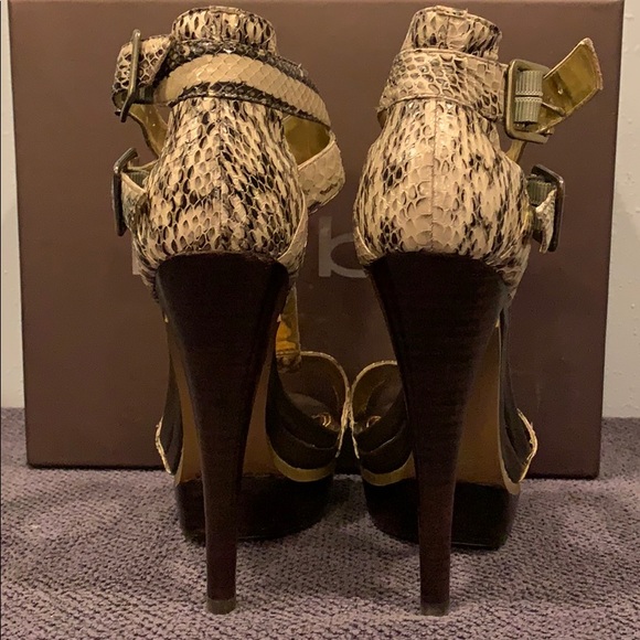 BeBe Shoes - Picture 2 of 7